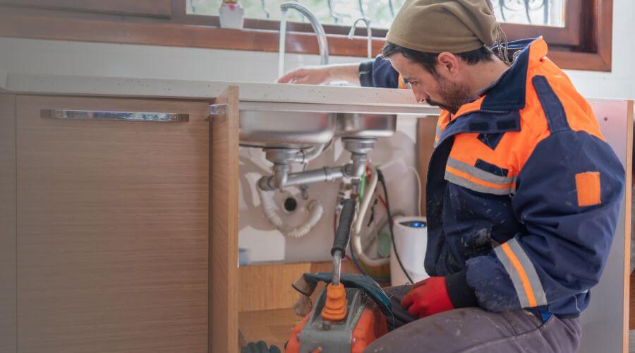 Expert burst pipe repair services in Greycliff, MT